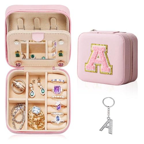 ZUYIST Reise Schmuckkästchen Mädchen Klein, Rosa Schmuckaufbewahrung Reise, Schmuckschatulle mit Spiegel, Tragbarer Jewelry Box mit Initiale A für Ringe Ohrringe Halskette Personalisierte Geschenke von ZUYIST