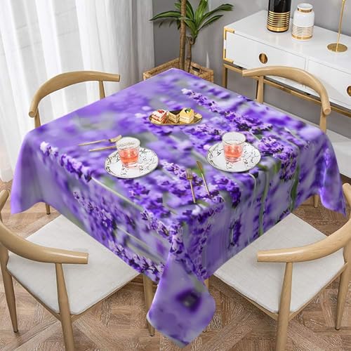 ZhaoYuGoods Dekorative Tischdecke, bedruckt, violetter Lavendel, wasserabweisend, Polyester-Tischdecke für Zuhause, Küche und drinnen, 137 x 137 cm von ZhaoYuGoods