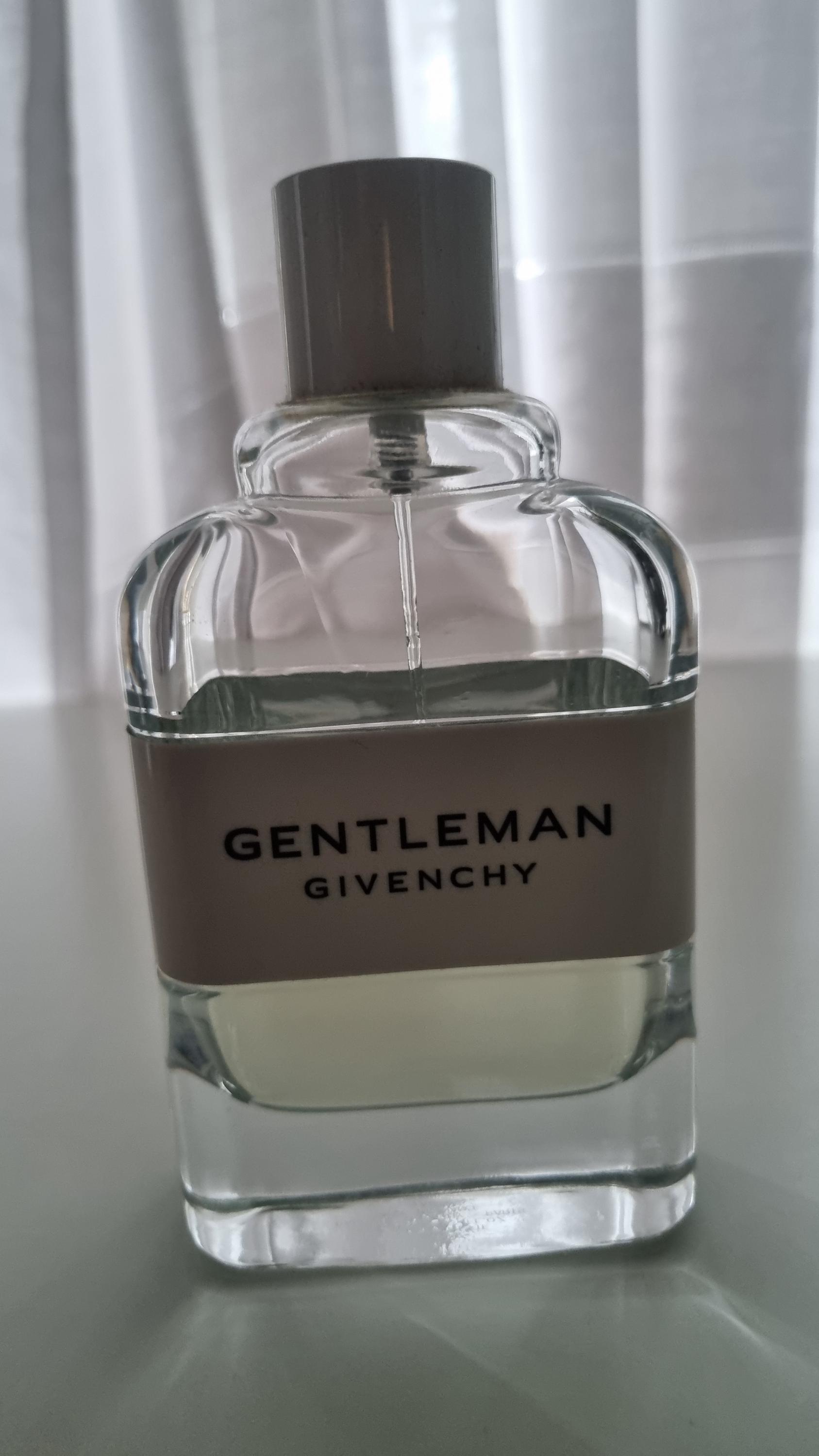 Givenchy Gentleman Cologne Eau De Toilette 100Ml | Restinhalt Ca. 1/3 von aam0604