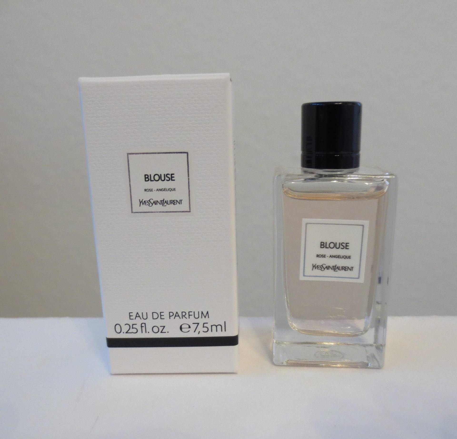 Miniatur-Eau De Parfum Y. Saint Laurent Angelic Pink Bluse Zum Sammeln, 7, 5 Ml - Mini-Flasche 0, 25 Oz von austrianneAT