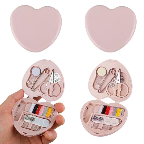 Cobee Sewing Kit, 2pcs Mini Sewing Kit für Travel Essentials Portable DIY Notfall Nähen Reparatur Supplies Heart Shaped Sewing Storage Case mit Nadeln Buttons Wire Pins Thread Scissors von Cobee