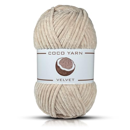 Samtgarn zum Häkeln – CocoYarn – Chenille-Garn zum Handstricken, flauschig weiches Plüsch-Amigurum, sperriges Babydeckengarn zum Häkeln, 100 g - 130 m (2, Pudercreme-42) von coco yarn