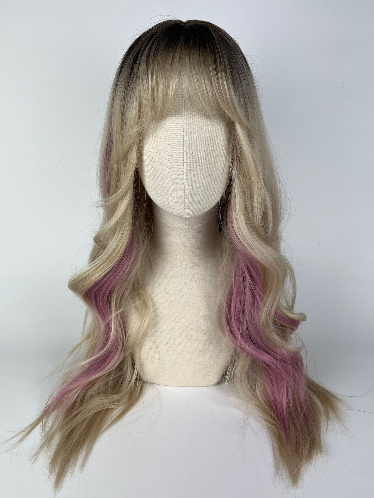 Easy Wear Wig/Glueless Natürliche Perücke The Milkshake Maid Pony-Styling Blond Mit Lila Strähnen Blonde With Lilac Highlights von dragmaiditup