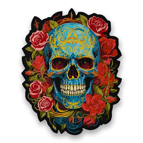 EMBROVERSE Großer blauer und goldener bestickter Totenkopf-Aufnäher mit Rosen – Gothic Punk Aufnäher zum Aufbügeln auf der Rückseite für Jacken und Taschen, 20 x 25 cm von embroverse