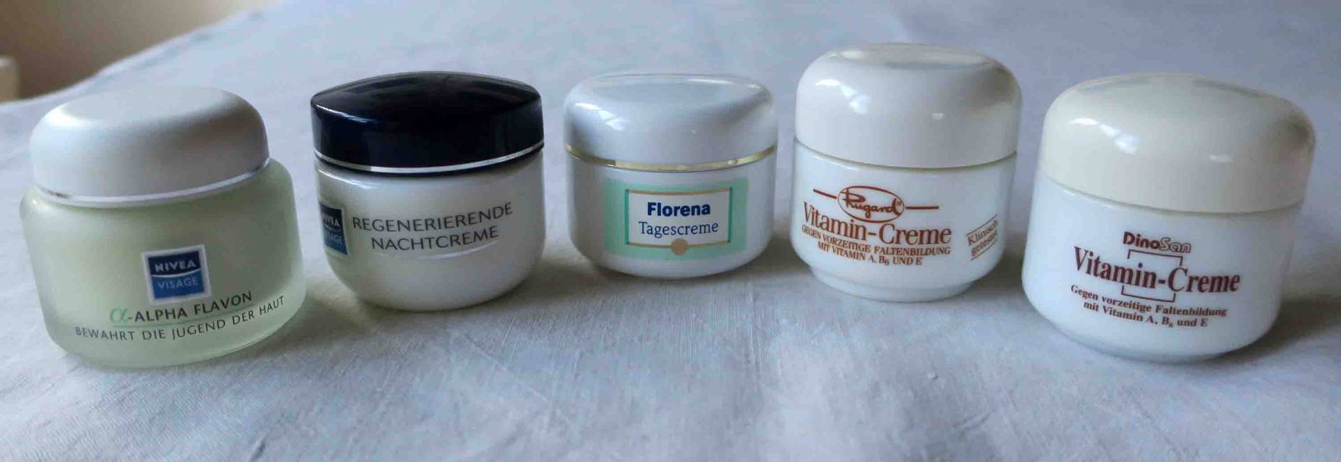 Vintage Verschiedene Cremetöpfchen Von Nivea Florena Rugard Dinoplus von etage4vintage