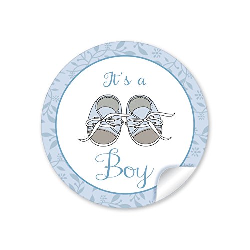 24 STICKER: "It`s a Boy" 24 schöne Etiketten in blau mit Babyschühchen für einen Jungen (A4 Bogen) • Papieraufkleber (Aufkleber im Format 4 cm, rund, matt) von fioniony