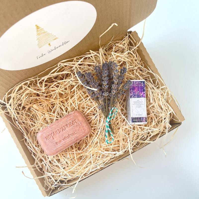 Lavendel Set in Der Geschenkbox | Mit Seife Lavendelzweig Aromaöl von geschichtenkarten