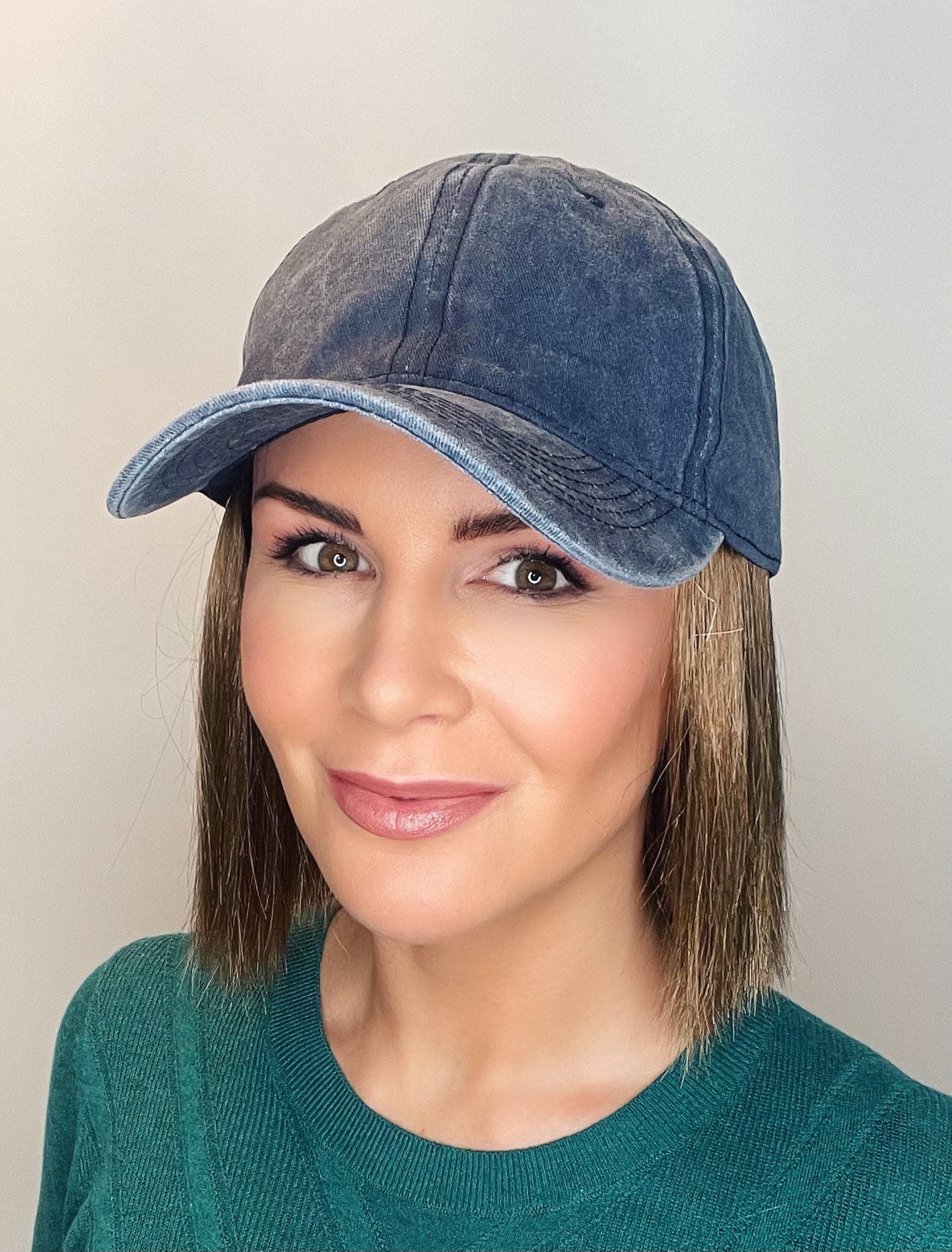 Navy Baseball Cap Mit Kurzen Haaren | Hut Angebrachten Perücke| Mütze Haaren| Haare|Perücke Hut|Perücke Haar von headscarvesbyciara1