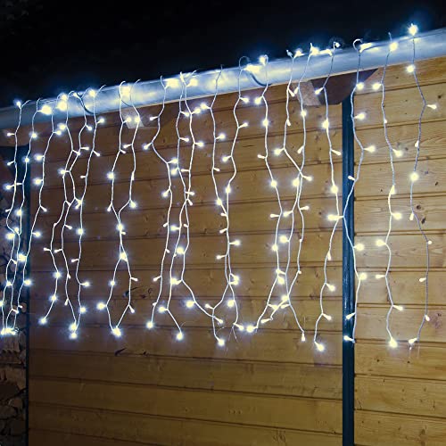 hellum LED Lichterkette Vorhang Außen, verlängerbar Lichtervorhang mit Steckdose, Basis-Set mit 3m Netzkabel, 1,5 * 2m 320 LEDs, Kabel weiß Weihnachtsbeleuchtung für Garten, Party <59lm 555424 von hellum