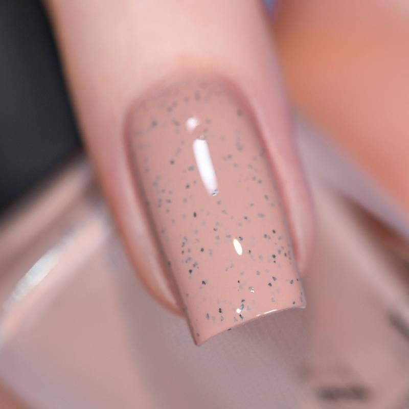 Tan Lines - Sandy Taupe Gespenst Nagellack von ilnpbrand