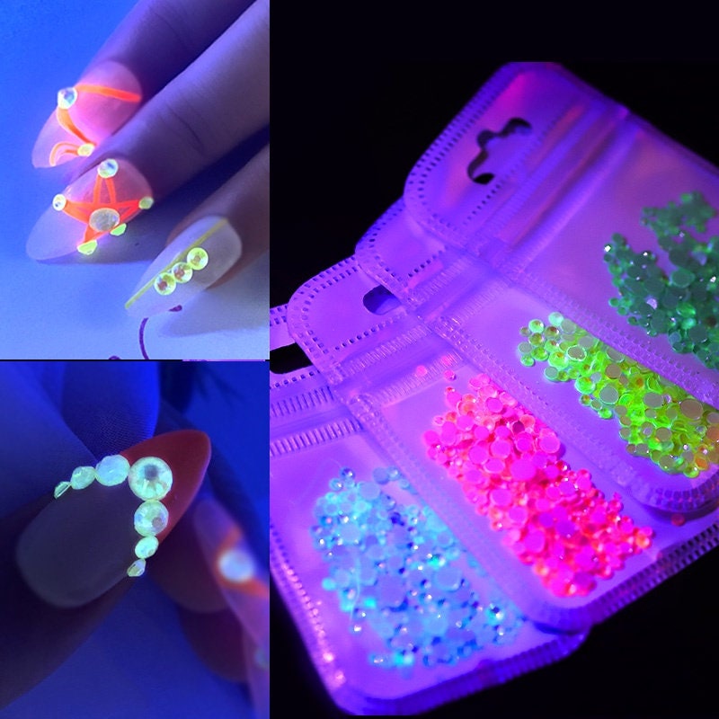 Glow in Dark Charms Für Nägel, Nailart, Nageldekoration von kittynailcharm