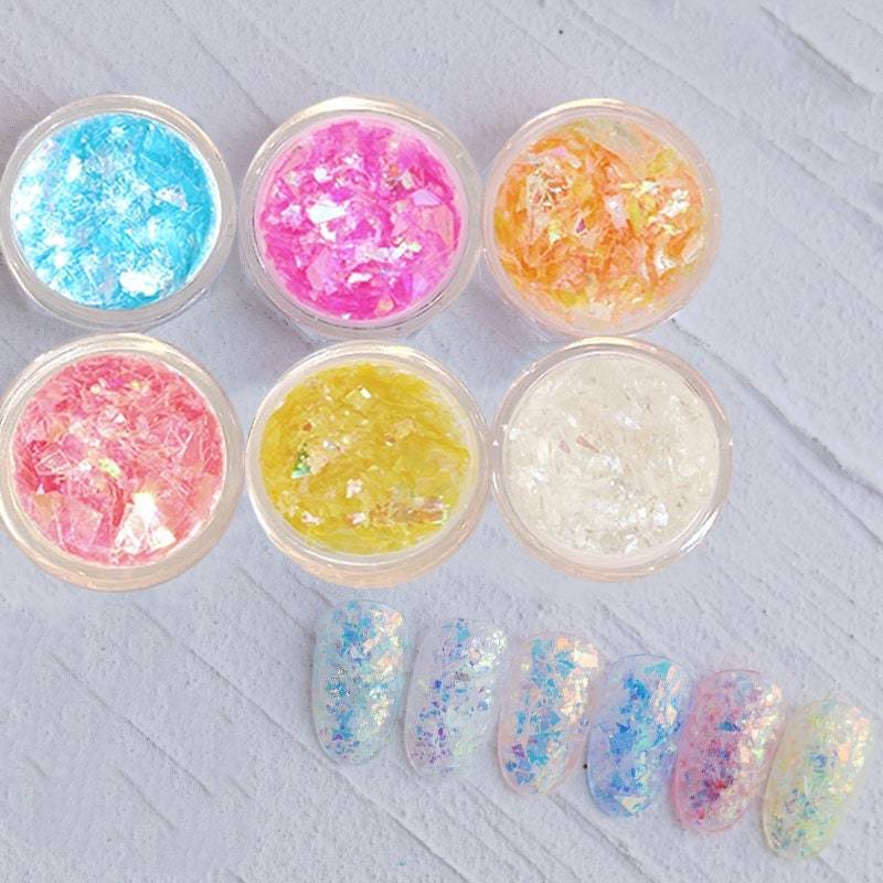 Unregelmäßiger Glitzer Nagellack Und Handgemachtes Resin von kittynailcharm