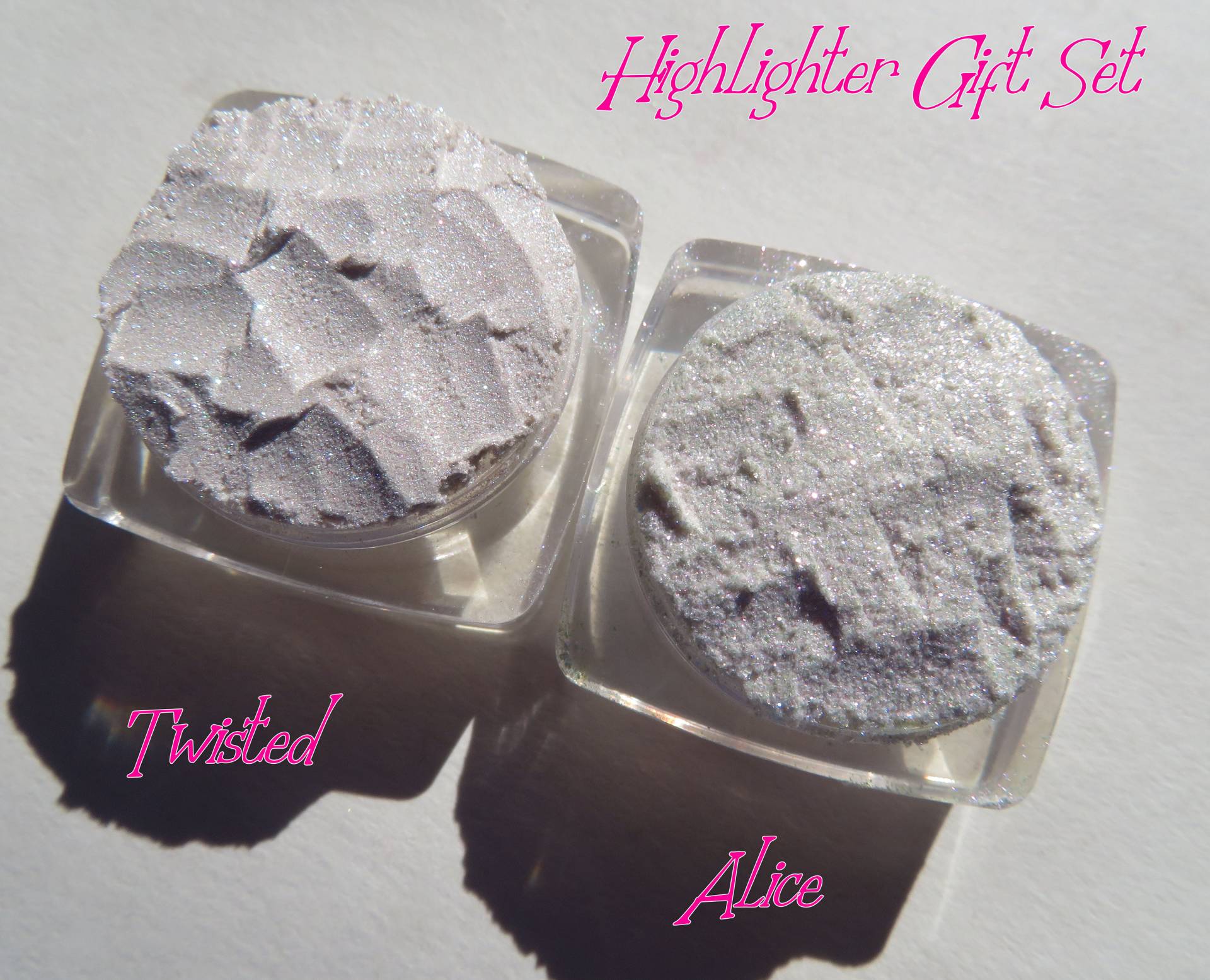 Intense Multi-Shimmer Fine Eye Glitter Mineral Lidschatten, Alice - Twisted 2 Stück Geschenkset, Lose Pigmente Glitzernder Veganer Lidschatten von kmms