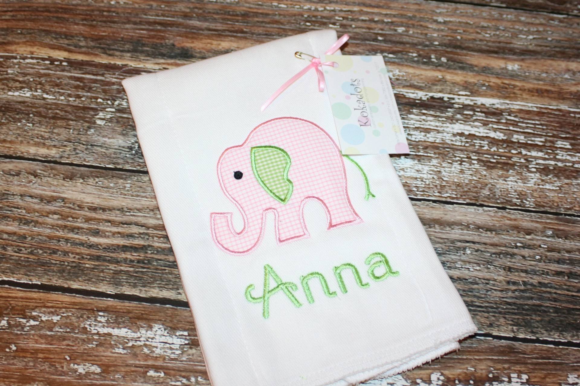 Elefant Spucktuch, Personalisierte Mädchen Rosa Safari Baby Geschenk von kokadots