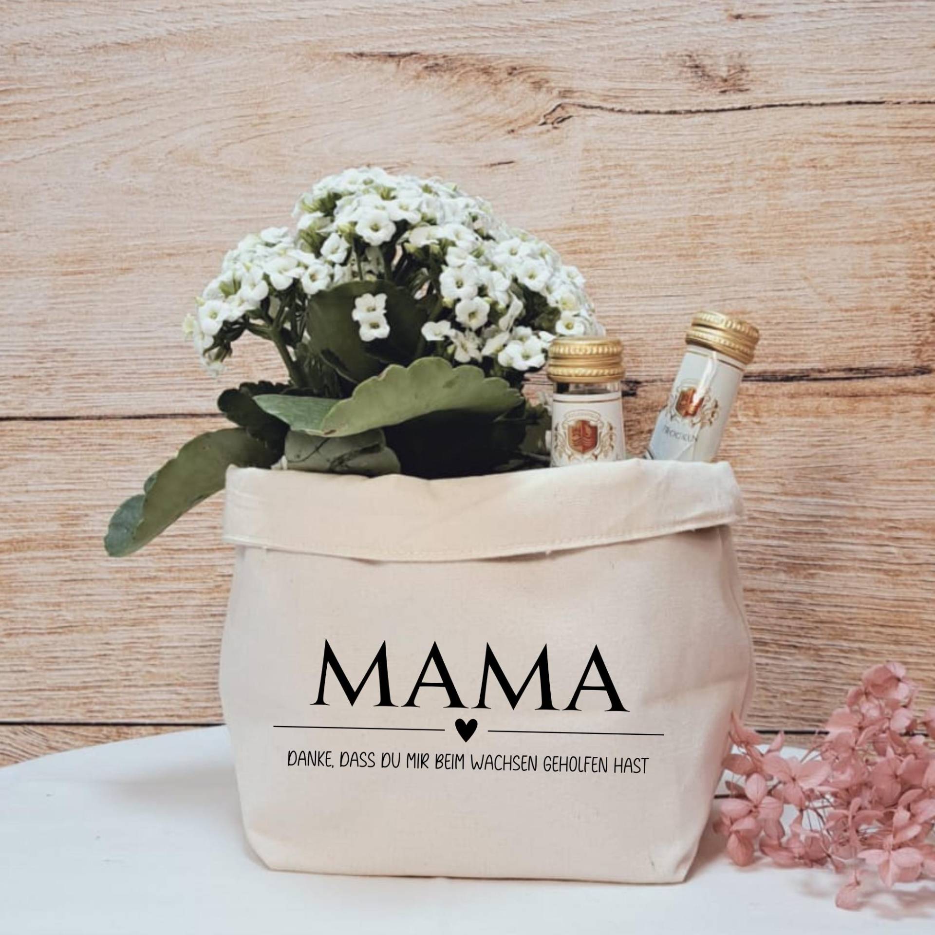 Geschenkkörbchen/ Geschenkkorb Zum Selbstbefüllen "Mama - Danke, Dass Du Mir Beim Wachsen Geholfen Hast" von liiebevollverschenkt