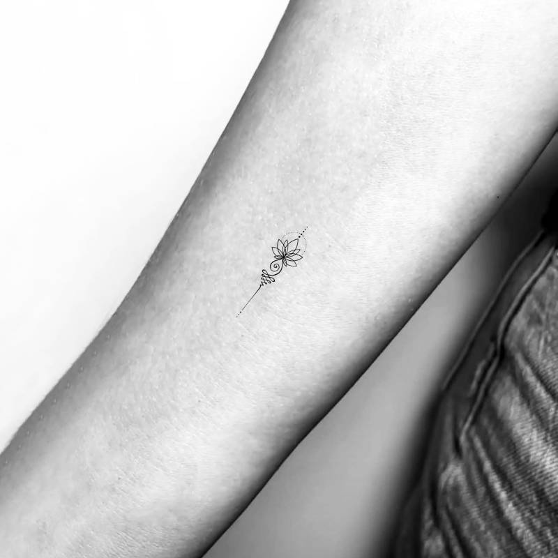 Kleiner Lotus Unalome Temporäres Tattoo | 3Er Set von littletattoos