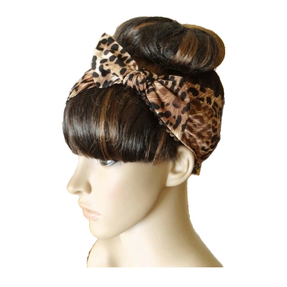 Leoparden Schleife Haarband. Stirnband. Baumwoll Spandex Haar Wrap. Stretch Head Wrap von lynamobley2012