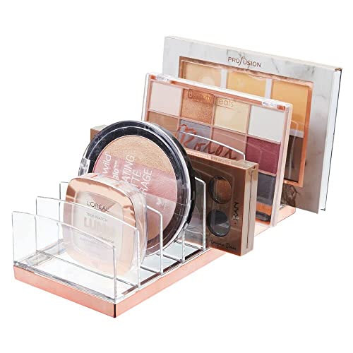 mDesign Kosmetik Organizer aus Kunststoff – Make-up Organizer mit 9 Steckplätzen – Sortierbox für den Waschtisch, Schminktisch oder Schrank – durchsichtig und rotgold von mDesign