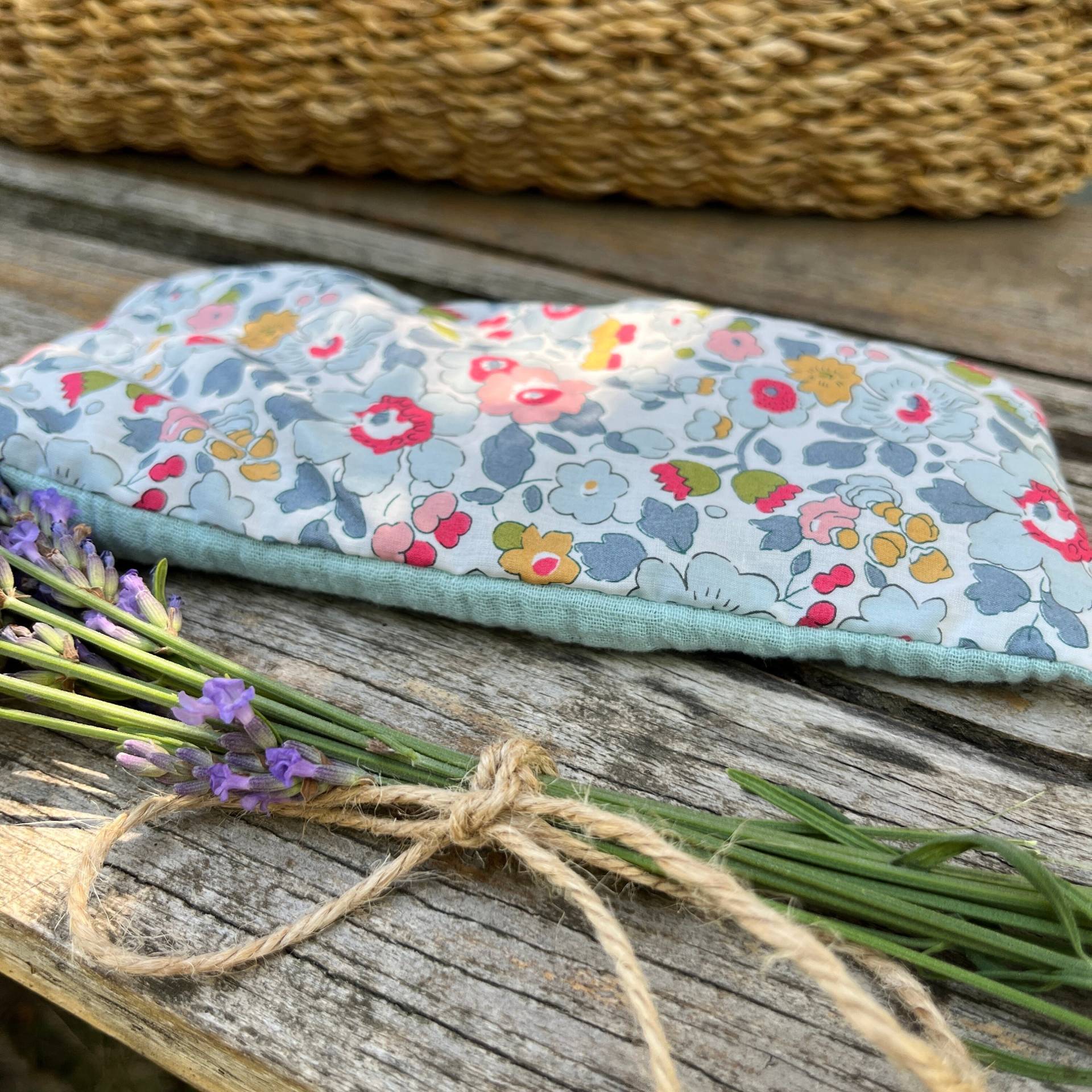 Yoga Augenkissen Lavendel Eyepillow Entspannung Meditation Wellness Geschenk von magnoliawerkstatt