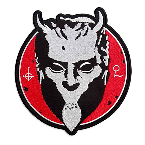 Ghost BC Nameless Ghouls Maske auf rotem Hintergrund - 1 Stück Heavy Metal Stickerei Emblem - Aufbügler und Aufnähen Applikation Patch für Biker - 24,6 x 26,7 cm von martytradingofficial