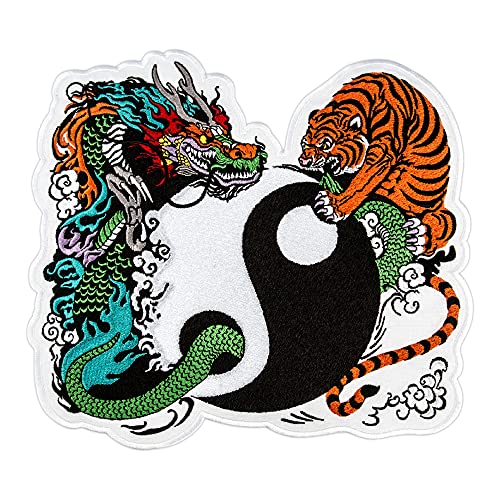 The Yin and Yang Embroidered Patch Iron On (20,3 x 18,3 cm) von martytradingofficial