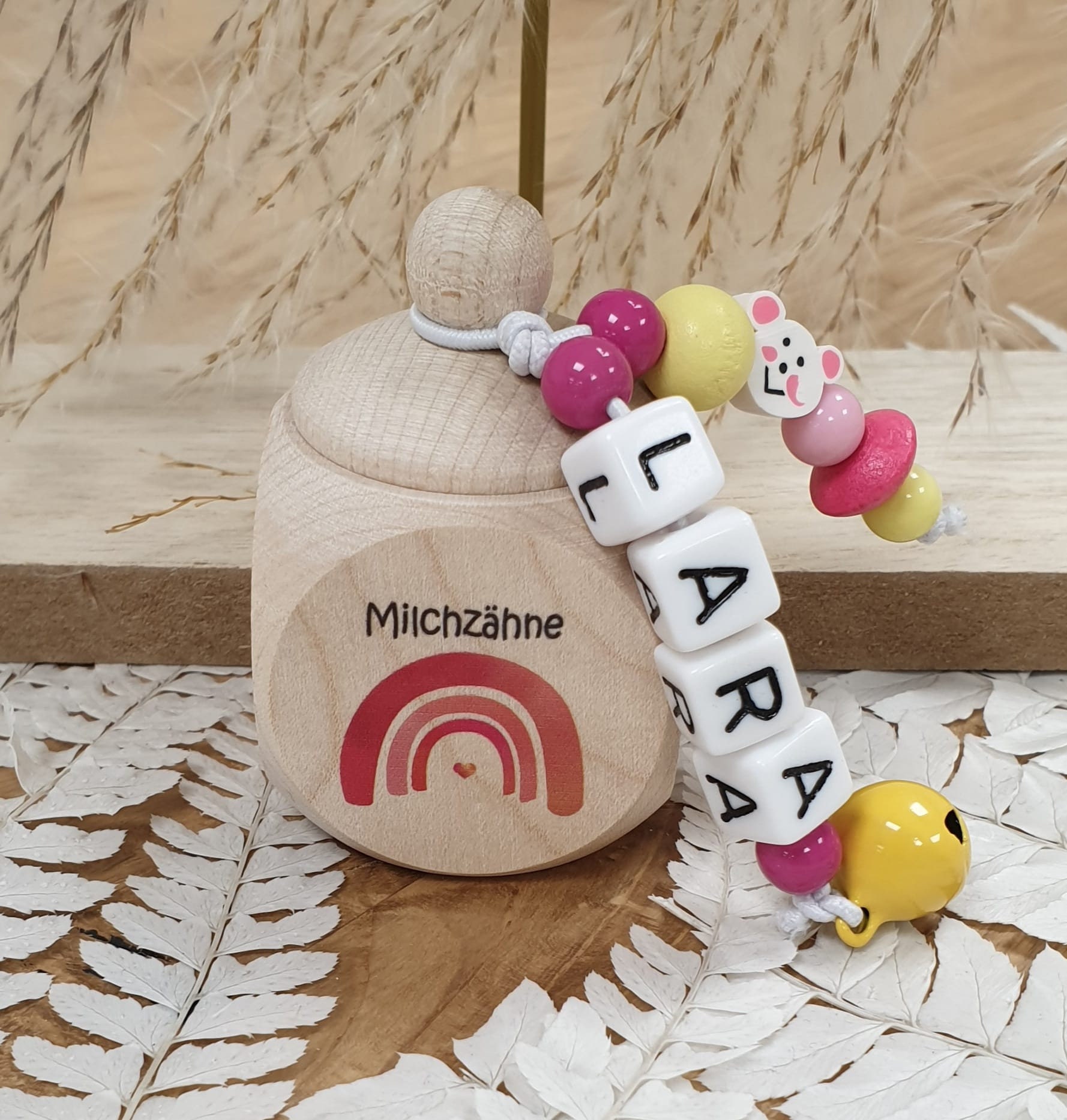 Zahndose Aus Holz Regenbogen Rot - Personalisiert Zur Aufbewahrung Der Milchzähne von meinkerzenshop