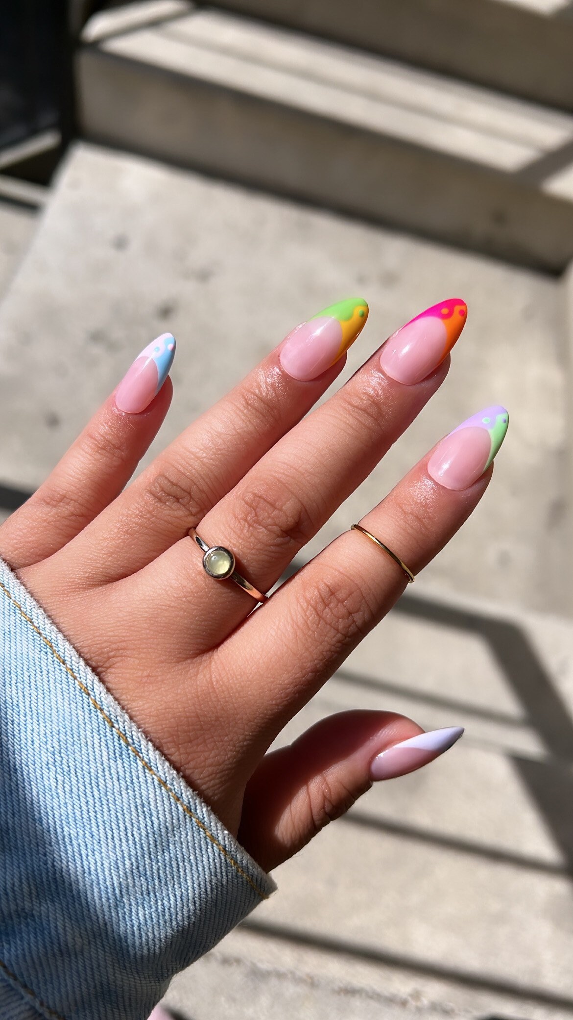 Kylie Jenner | Luxe Press On Nails Form & Länge Kurze Mandel von mellechiart