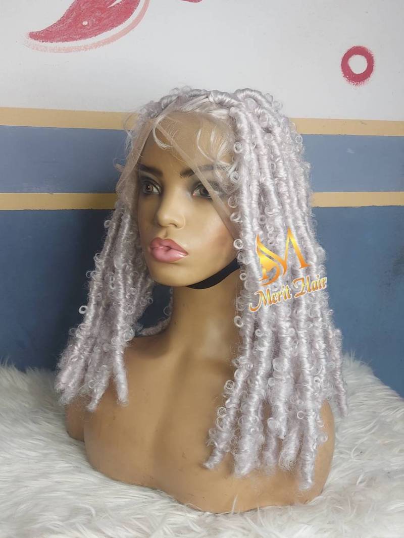 Volle Spitze Weiße Butterflylocs-Perücke, Dreadlocks-Perücke Geflochtene Perücke Göttin Dreads Weiche Dreadlocks Cornrow von merithairs