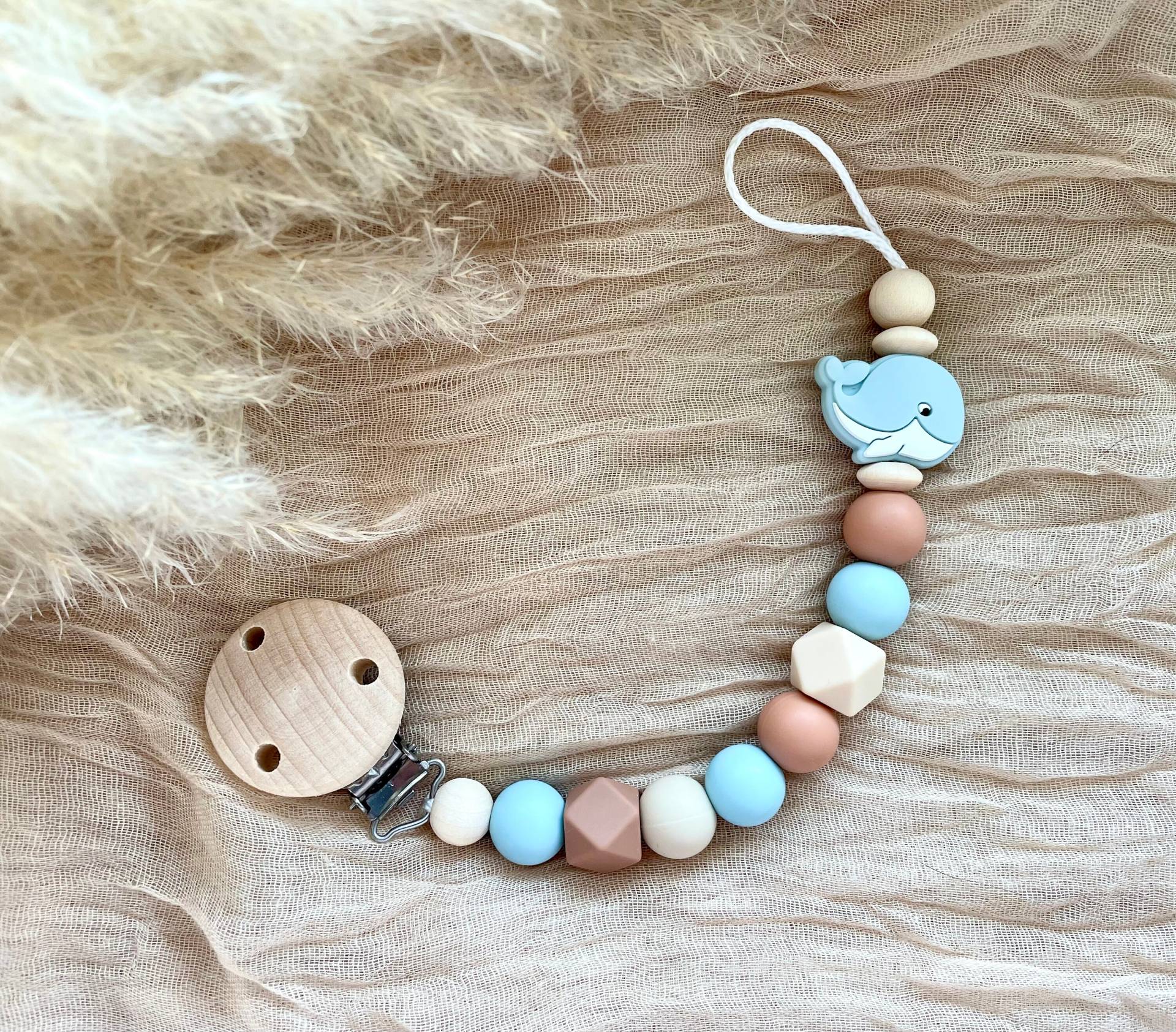 Schnullerkette Baby Neutral Schlicht Blau Wal Mädchen Junge Holz Silikon Bpa Frei Babygeschenke Taufe Geburt Nuckikette von minimeliebe