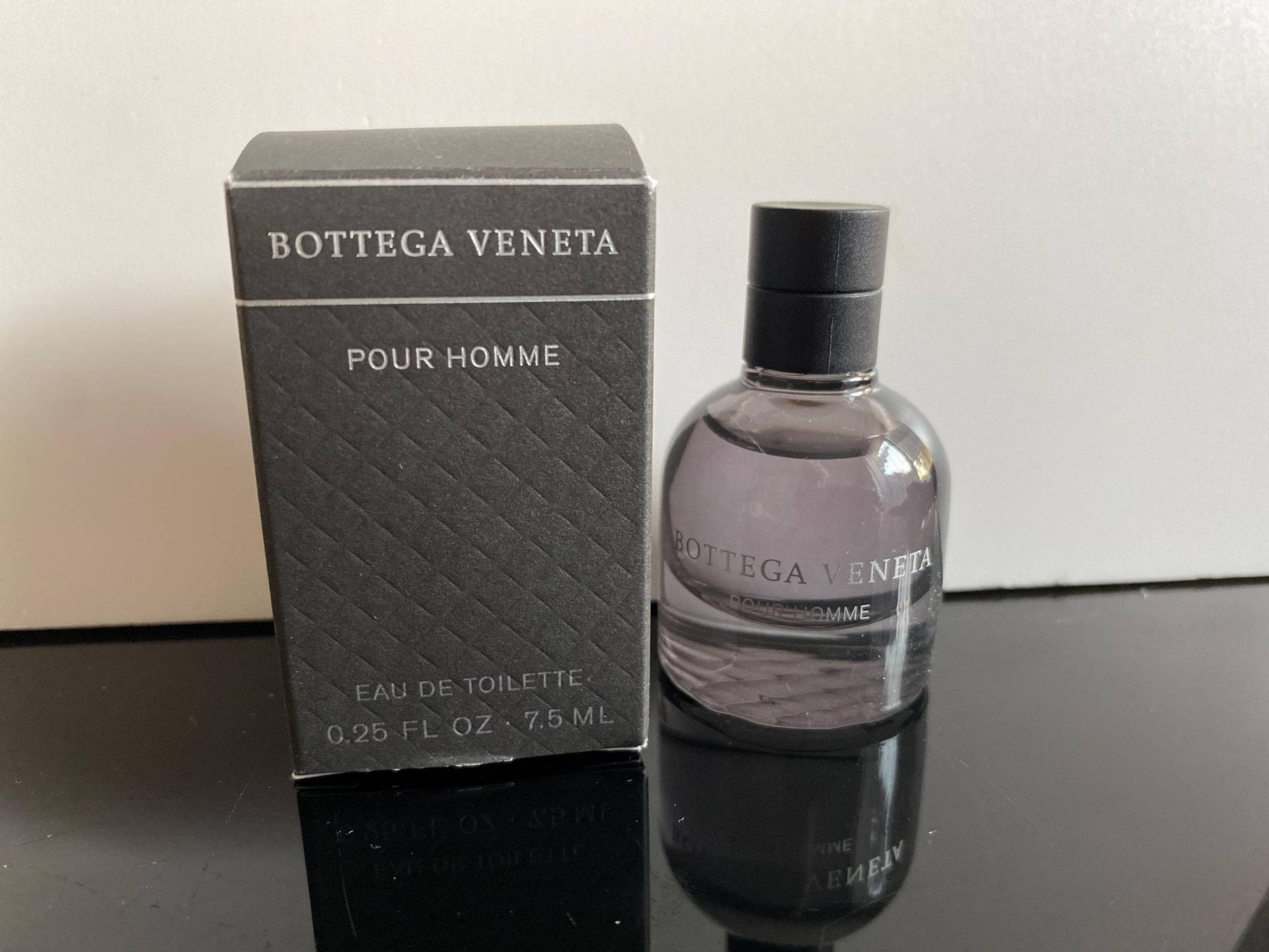 Bottega Veneta Pour Homme Eau De Toilette 7, 5 Ml - Zustand Siehe Foto Sehr Gut Als Weihnachtsgeschenk Für Ihn Geeignet, Must Have, Original Voll von miniperfumes