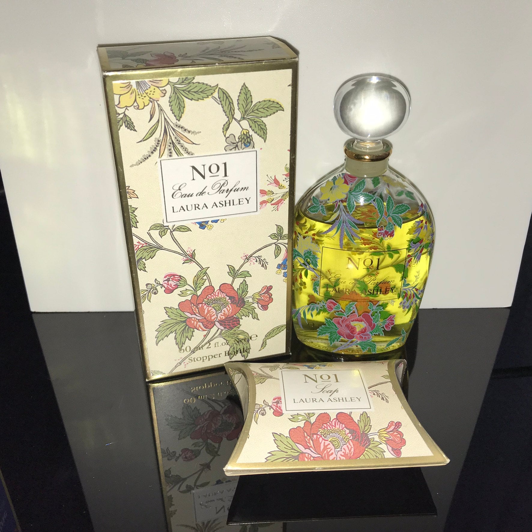 Laura Ashley - No 1 Old Version 60Ml Mit Box Seife/Mit Seife Vintage von miniperfumes