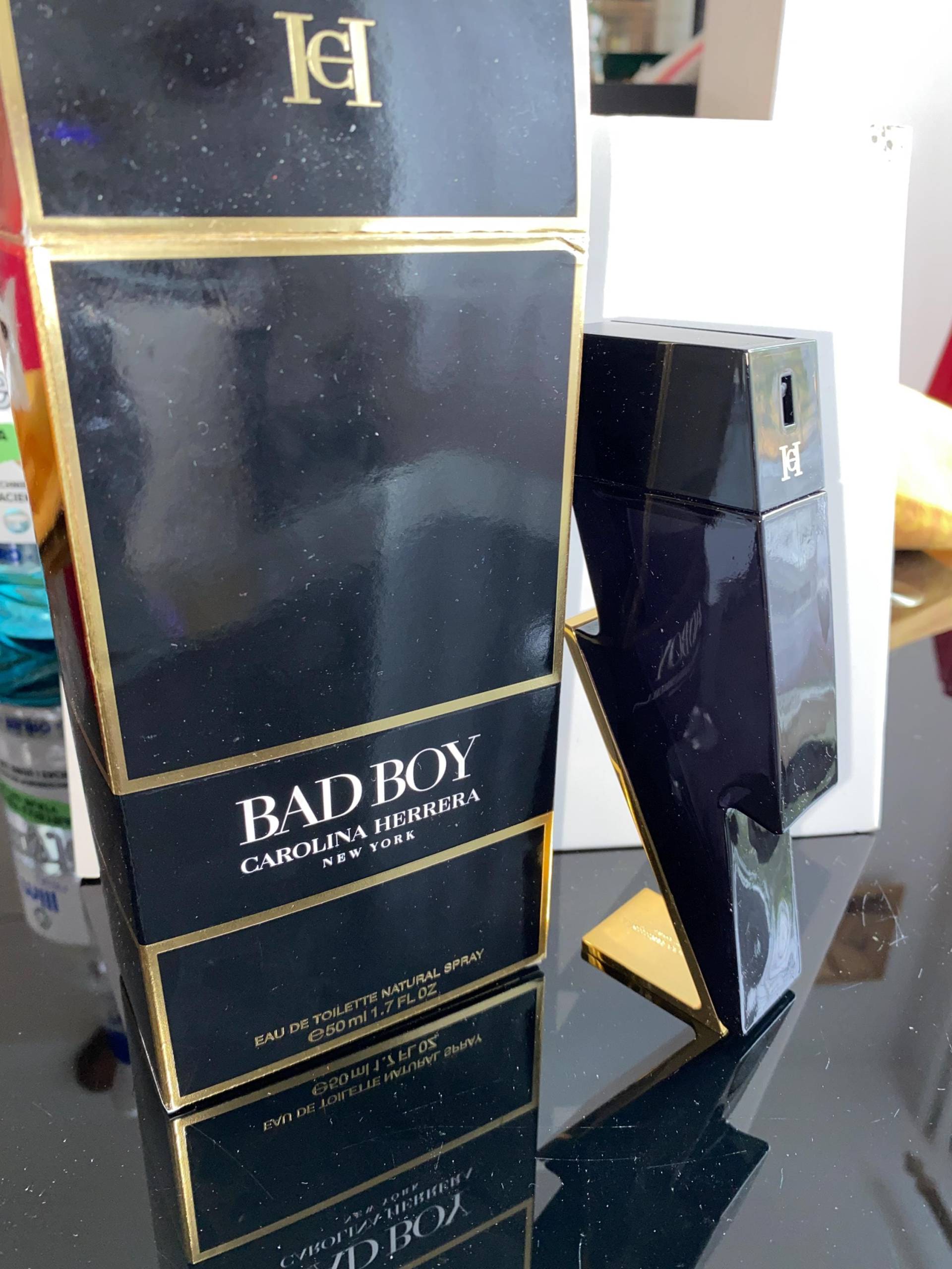 Sammlerstück C H Bad Boy Eau De Toilette 50 Ml Jahr 2004 Must Have, Sehr Gut Als Geschenk Für Ihn Geeignet - Aus Meiner Eigenen Sammlung, Original von miniperfumes