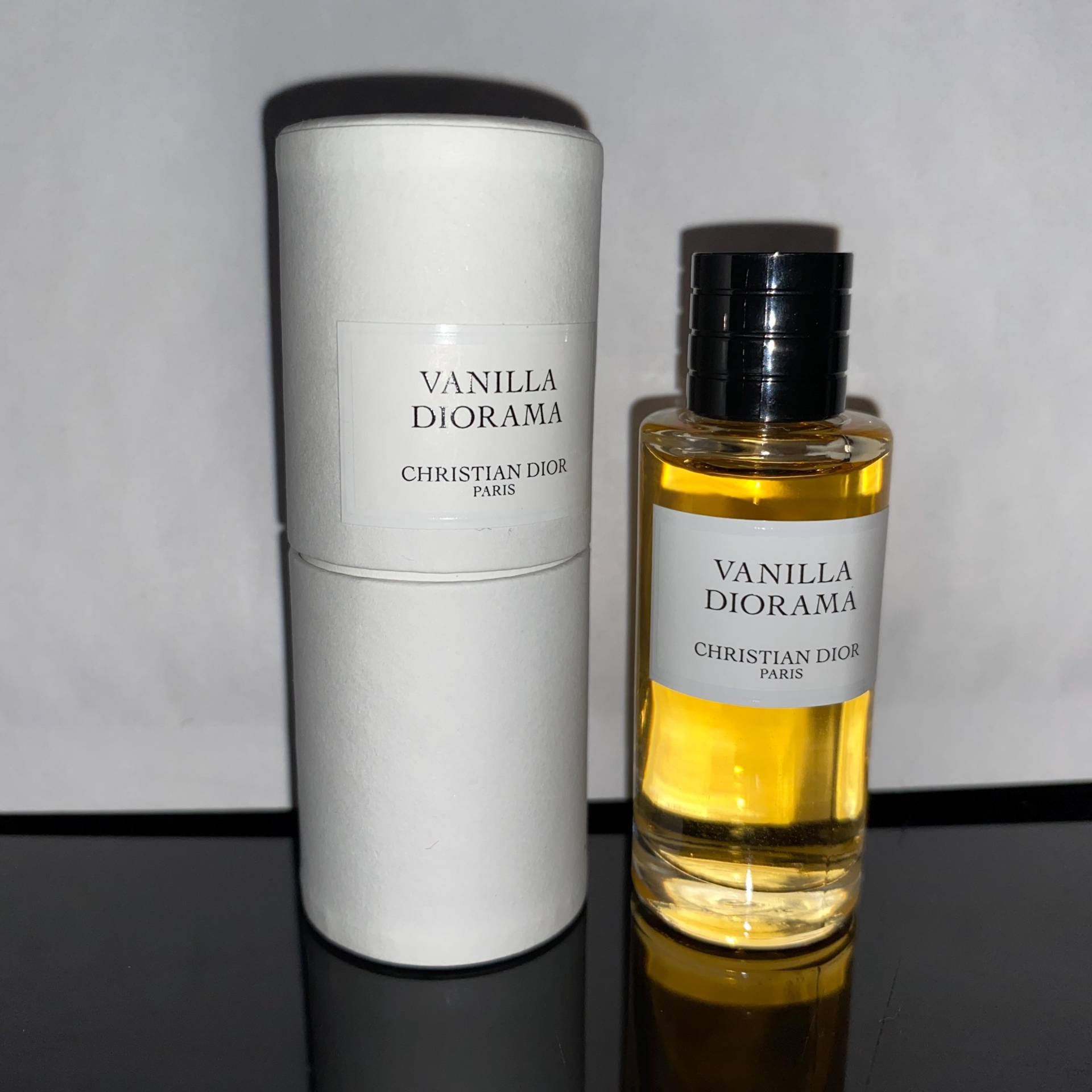 Weihnachtsgeschenk - Vanille D I O R A M Eau De Parfum 7, 5 Ml Unisex Originelles Must Have, Geburtstagsgeschenk, Happy Valentine's Day von miniperfumes