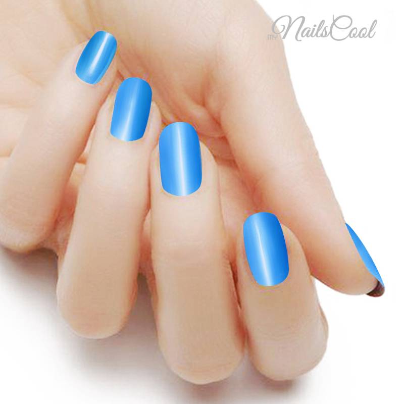 Bright Sky Blue Farbe Glanz Solid Blau Echte Nagellack Streifen Nailart Wraps Street Art 18 Strips von myNailsCool