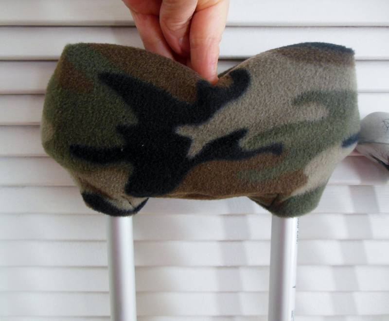 Camouflage Fleece Krückenpads, Gepolsterte Krückenwickel-Set, Krückentasche, Toe Bootie Cast Sock, Waschbare Stoppt Achselschmerzen von myscap