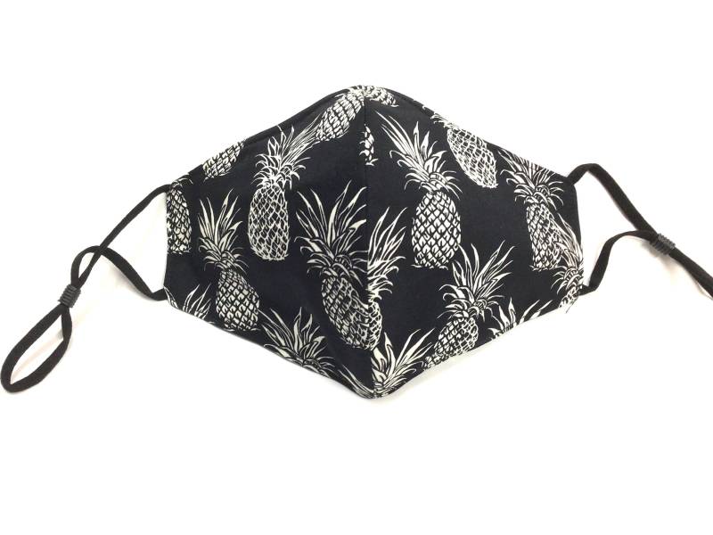 Schwarze Ananas Dreifach Gefütterte Gesichtsmaske von originalsbyhitomi