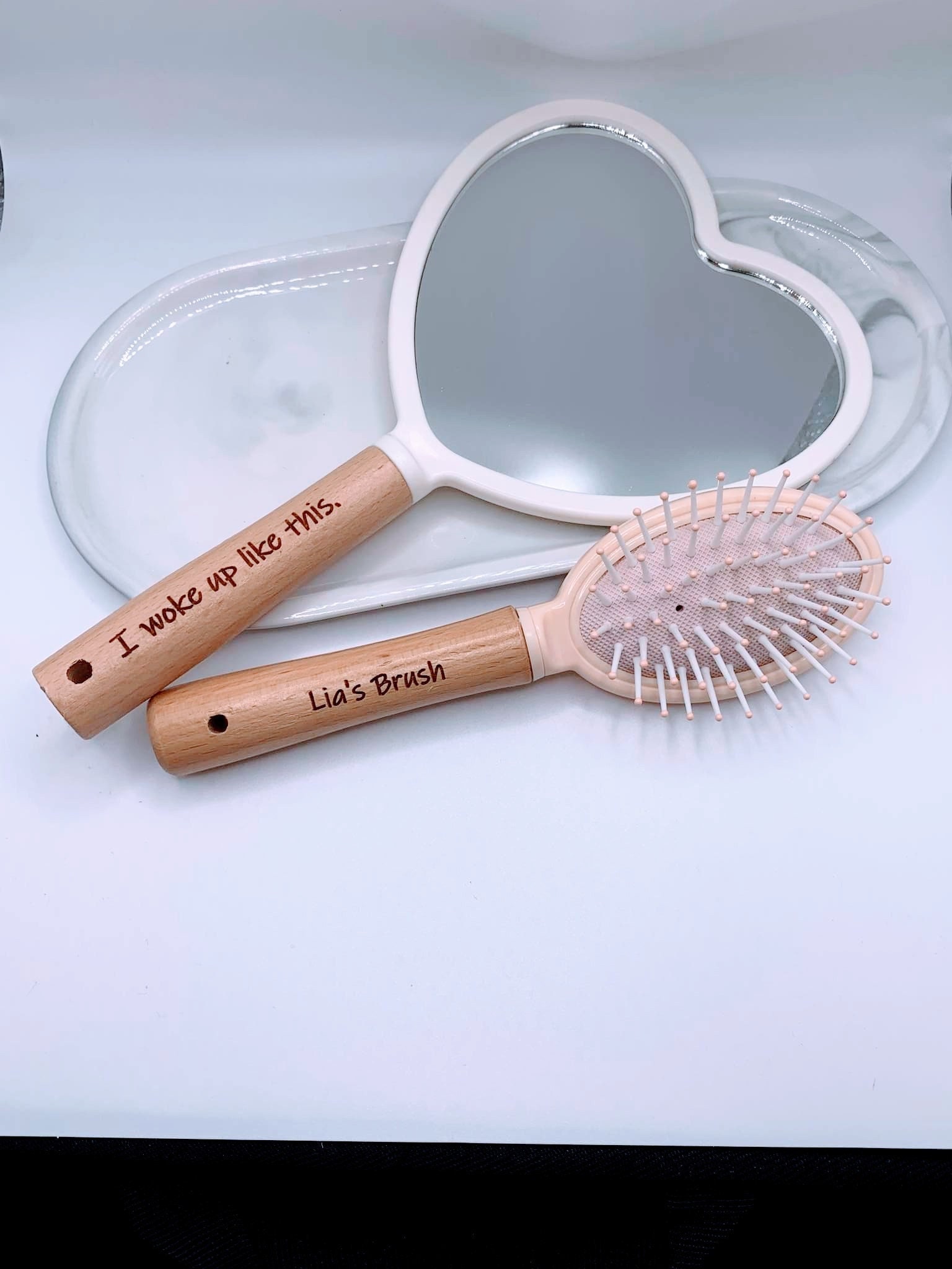 Personalisierte Haarbürste & Spiegel, Personalisierter Makeup Spiegel Und Haarbrush, Gravur Brautjungfer Junggesellinnentag Gastgeschenk, Braut von patienceandgraceshop