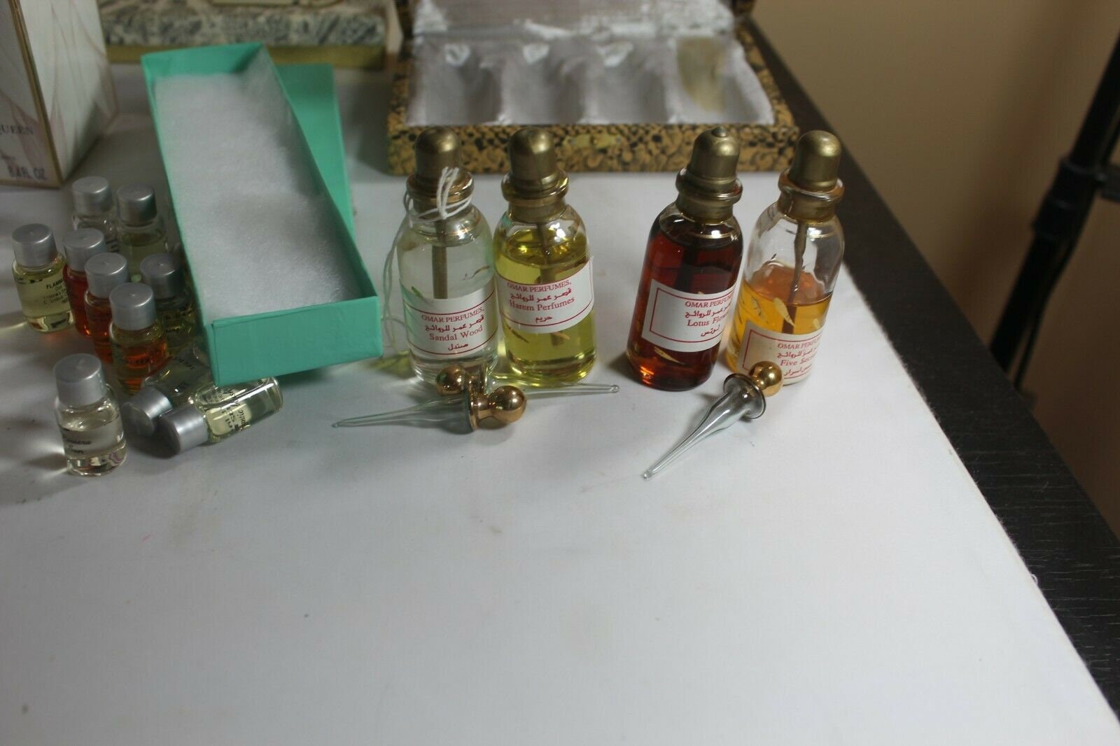 Vintage Omar Parfums Sandelholz, Harem Parfums, Lotusblume, Fünf Geheimnisse von perfumepawn