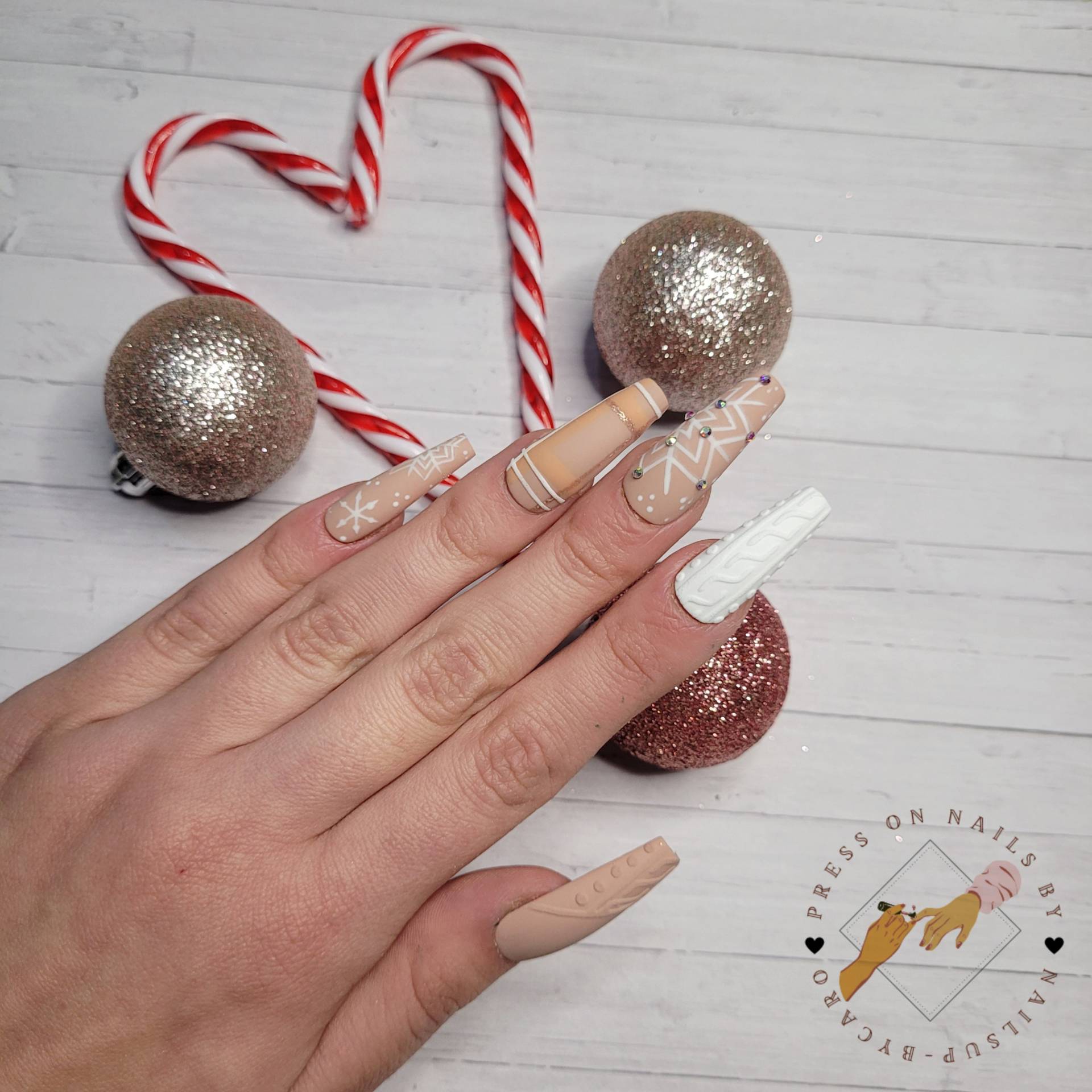 Little Snowflake - Press On Nails Long Ballerina von pressonsbycaro