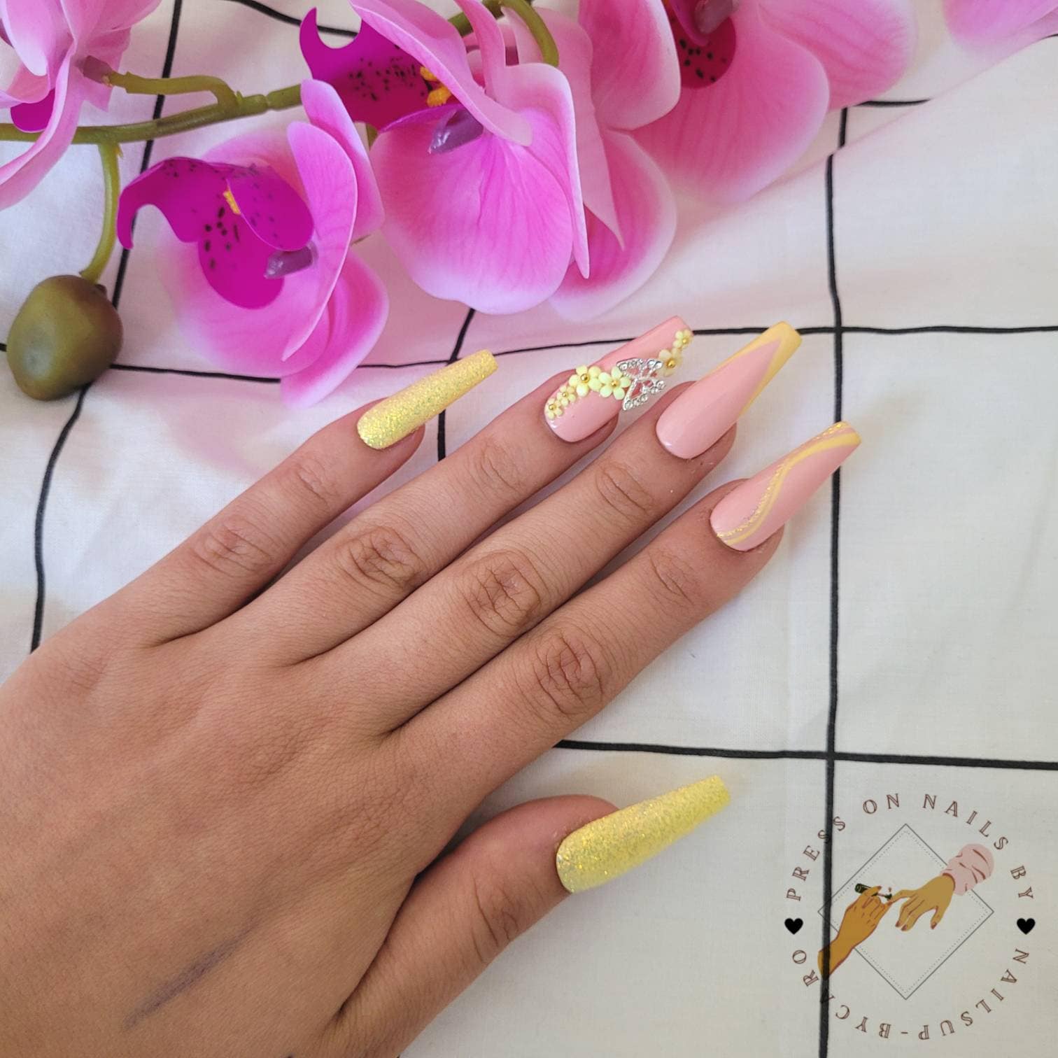 Yellow Blossoms - Press On Nails Long Ballerina von pressonsbycaro