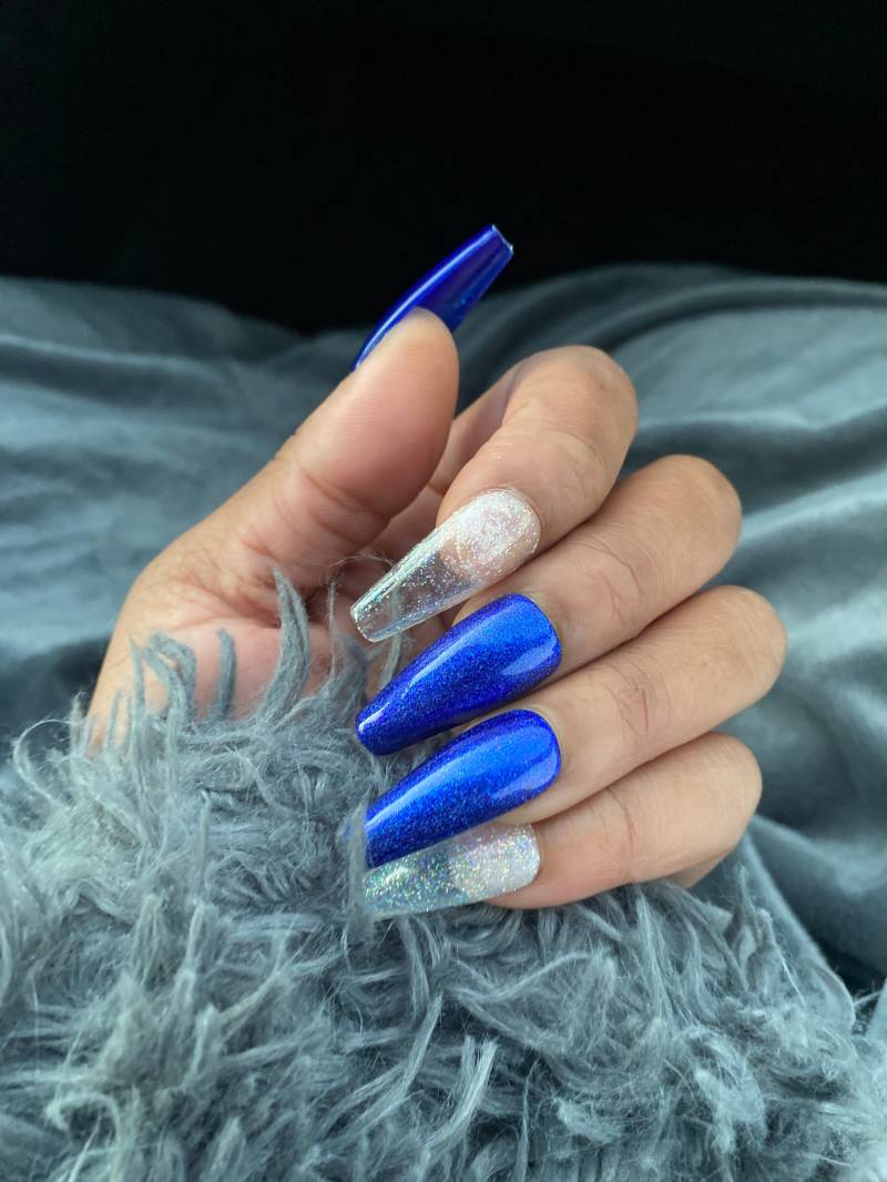 Blau + Klare Nagelpresse von pureessencenails