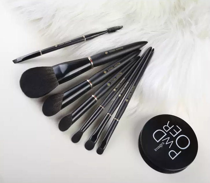 Luxus High-End Make-Up Pinsel Set Mit Schwarzer Tasche von soulshowbrush