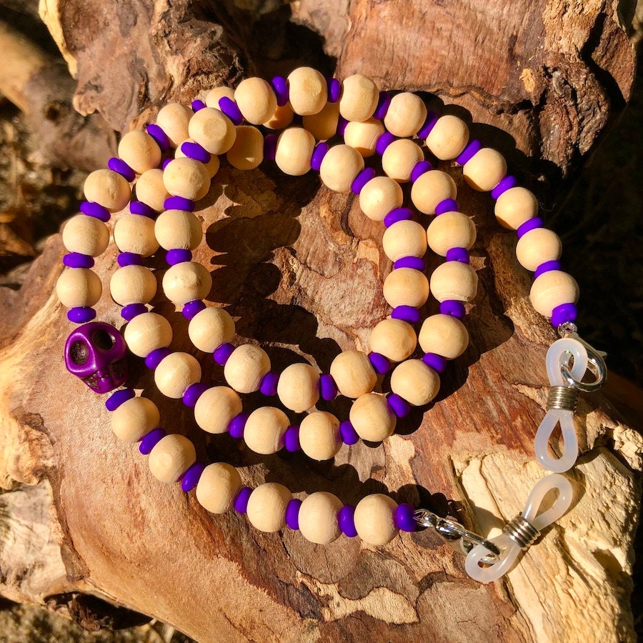 Brillenkette "Skull - Wood Neon Purple" von trudiloves