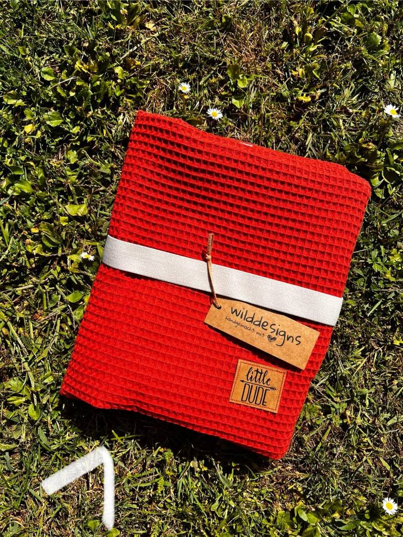 Wickeltasche, Windeltasche, Rot Mit Druckknöpfen von wilddesignshandmade