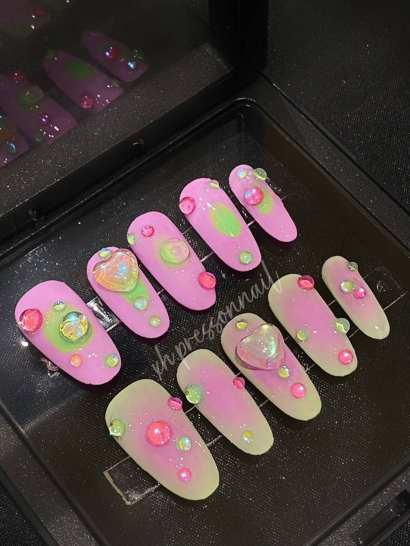 Freche Nagelpresse von xhnailArt